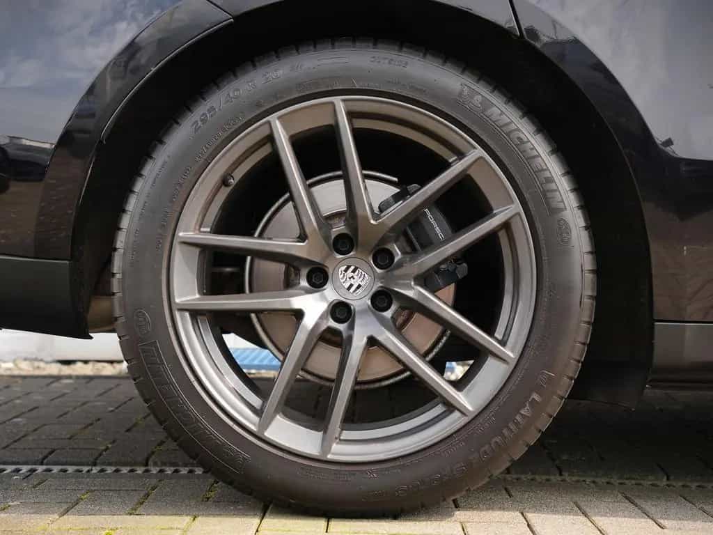Porsche Macan T LUFTF.-PANO-SPORTABGAS.-20"S-VOLL-LEDER 11/2022-photo-46