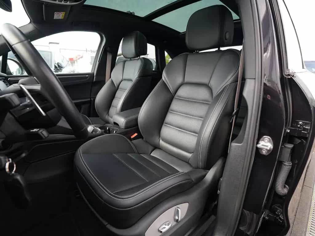 Porsche Macan T LUFTF.-PANO-SPORTABGAS.-20"S-VOLL-LEDER 11/2022-photo-5