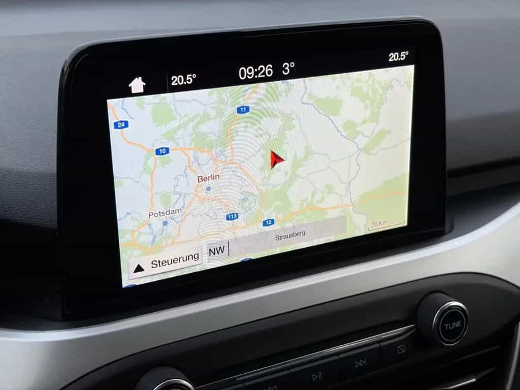 Ford Focus 1.0 EcoBoost Cool & Connect Navi LED 01/2019-photo-10