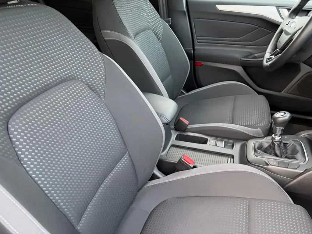 Ford Focus 1.0 EcoBoost Cool & Connect Navi LED 01/2019-photo-12