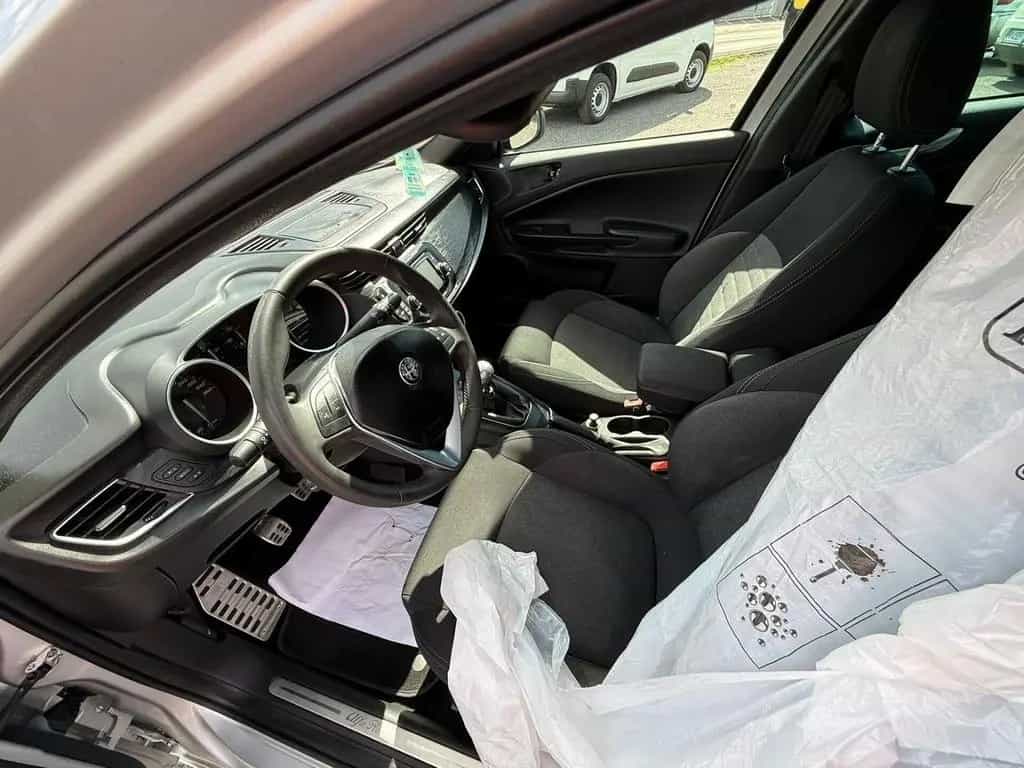 Alfa Romeo Giulietta ROMEO GIULIETTA SUPER 1.6JTDm 120CV EURO6B 09/2018-photo-10