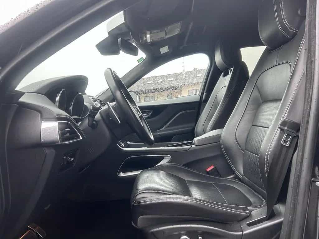 Jaguar F-Pace 20d R-Sport AWD NAVI KAM Fahrass LED 20" 07/2020-photo-12