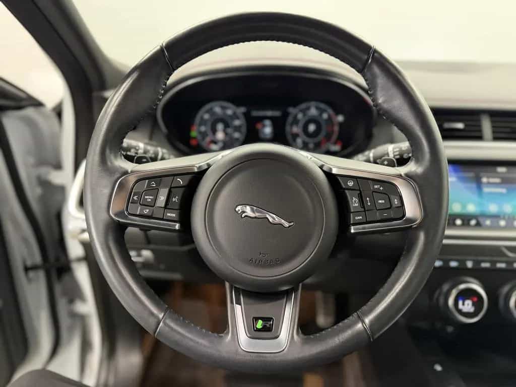 Jaguar E-Pace Chequered Flag AWD / TOTW. / RFK / AHK 12/2020-photo-12
