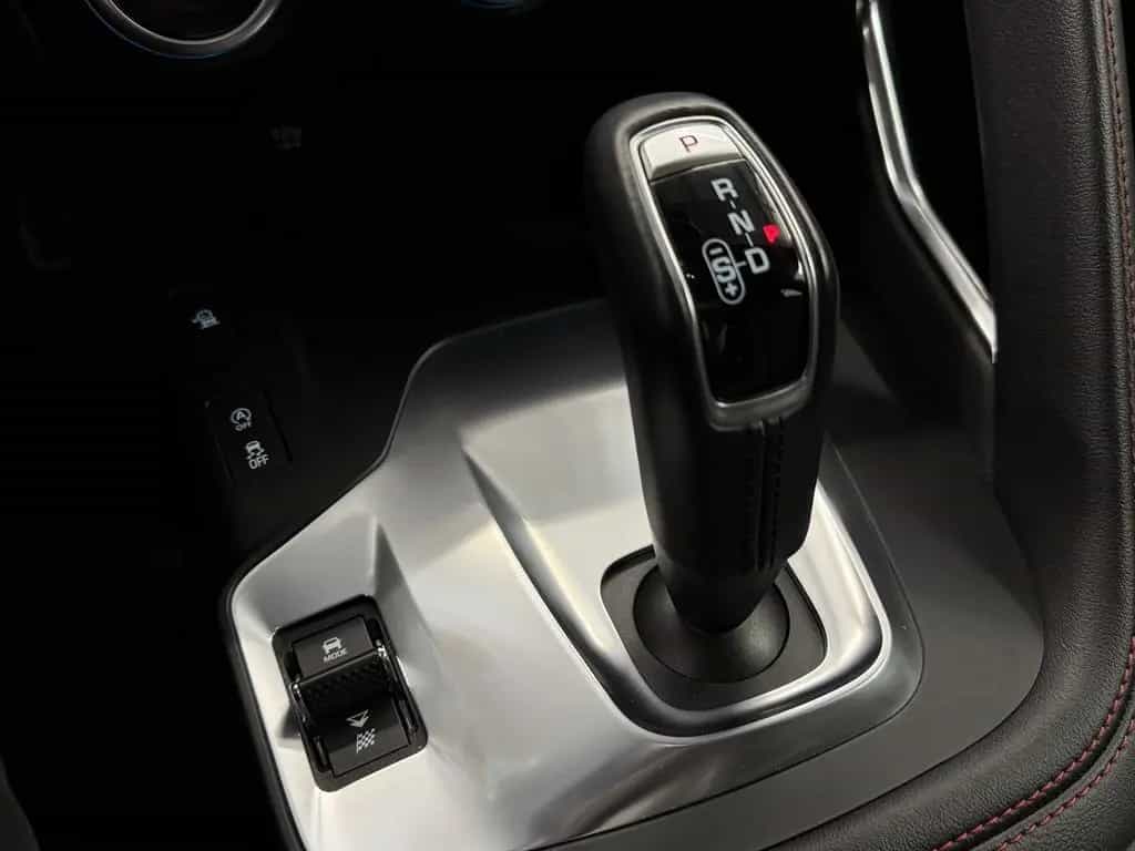 Jaguar E-Pace Chequered Flag AWD / TOTW. / RFK / AHK 12/2020-photo-23