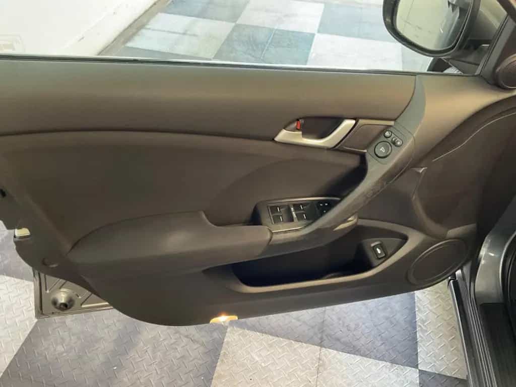 Honda Accord Lim. 2,0i Aut. Ele., "50 Jahre" TÜV 03/28 01/2012-photo-22
