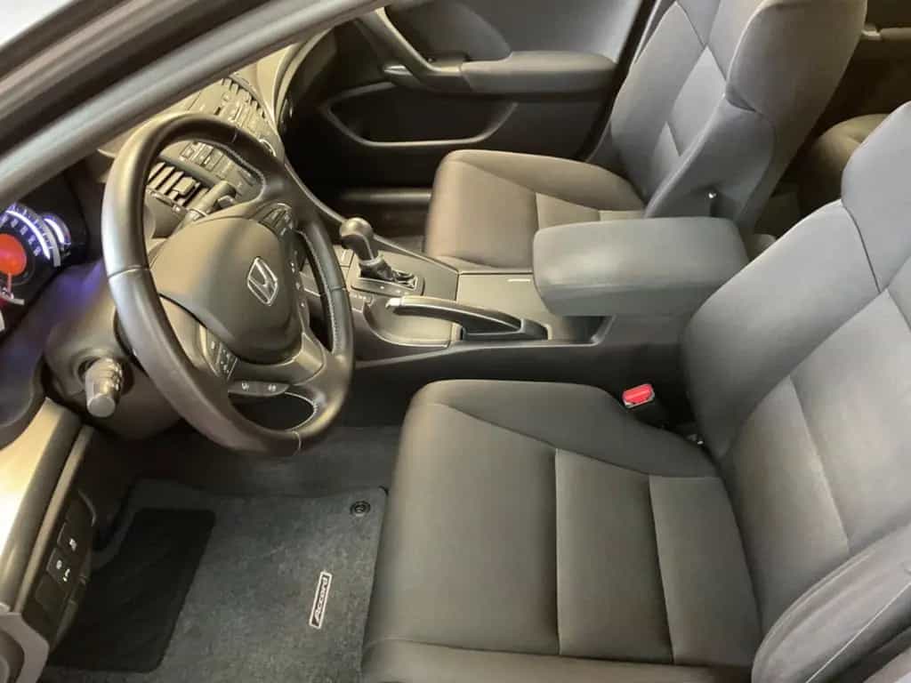 Honda Accord Lim. 2,0i Aut. Ele., "50 Jahre" TÜV 03/28 01/2012-photo-24