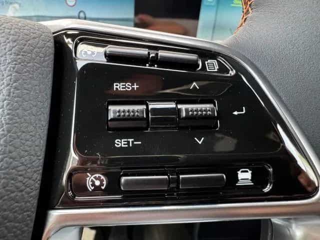 KGM Torres 1.5 Nomad Automatic 18Zoll*SH*Navi null-photo-16