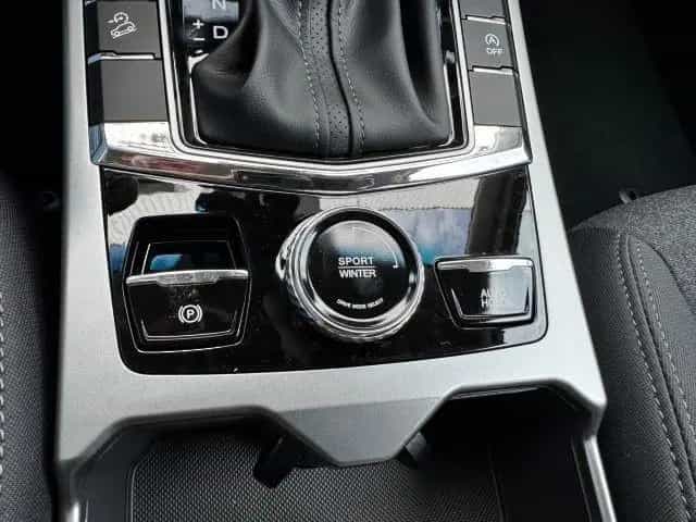 KGM Korando 1.5 Bliss Automatic*Navi*18`Alu*PDC*LED null-photo-17