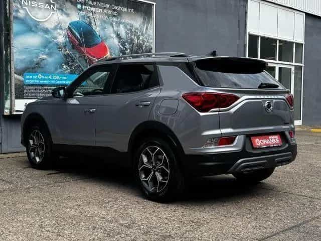 KGM Korando 1.5 Bliss Automatic*Navi*18`Alu*PDC*LED null-photo-4