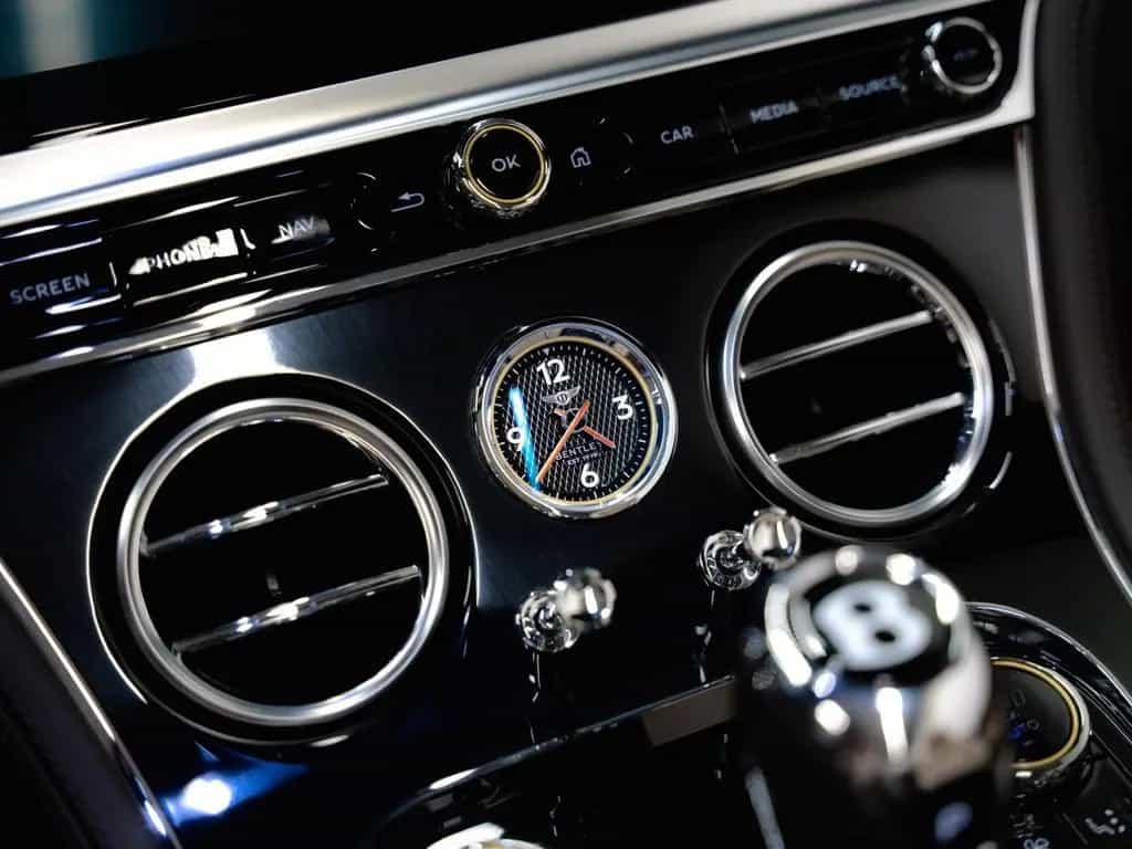 Bentley Continental GT V8 Convertible 03/2020-photo-17