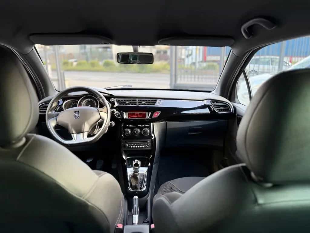 DS Automobiles DS3 Ds DS3 3 1.6 VTi 120 So Chic 06/2011-photo-11