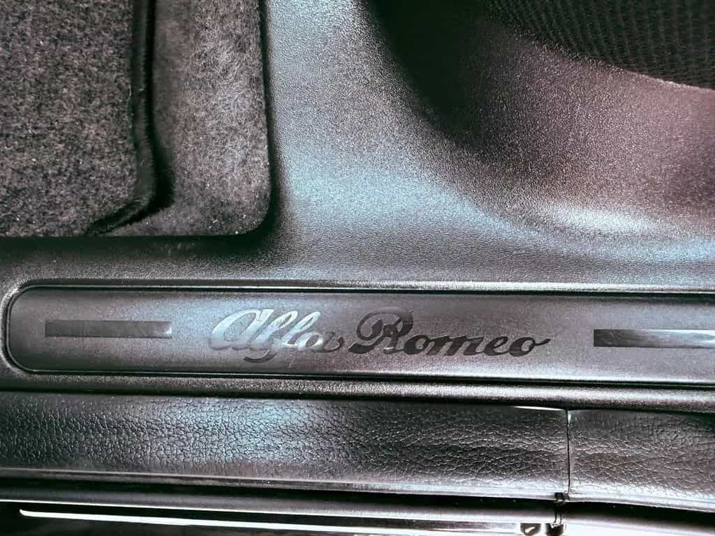 Alfa Romeo 147 Top Zustand Tuv 03/2028 Zah... 04/2008-photo-8
