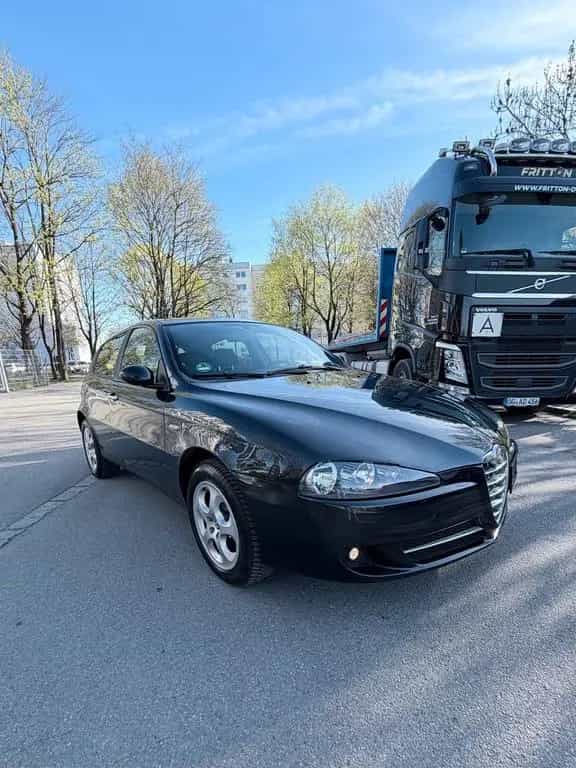 Alfa Romeo 147 Top Zustand Tuv 03/2028 Zah... 04/2008-photo-4