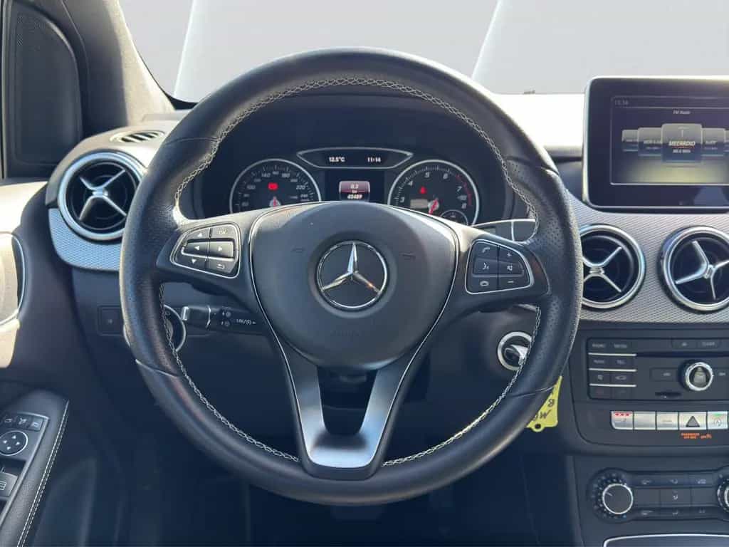 Mercedes-Benz B-Class 180 Urban AUTOMATIK, wenig KM, Navi, LED 02/2016-photo-10