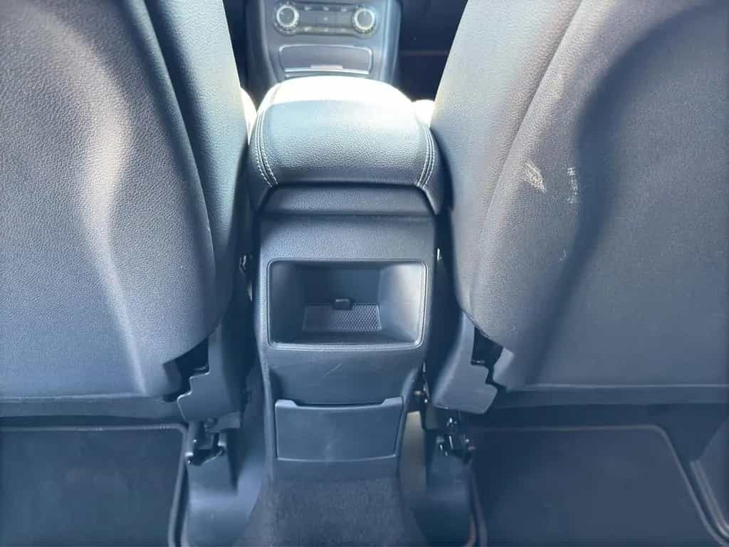 Mercedes-Benz B-Class 180 Urban AUTOMATIK, wenig KM, Navi, LED 02/2016-photo-14