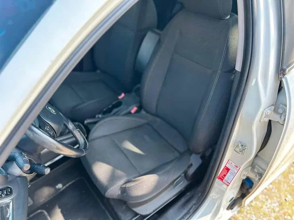 Alfa Romeo Giulietta 1.6 JTDm-2 105 CV Progressi 06/2011-photo-6
