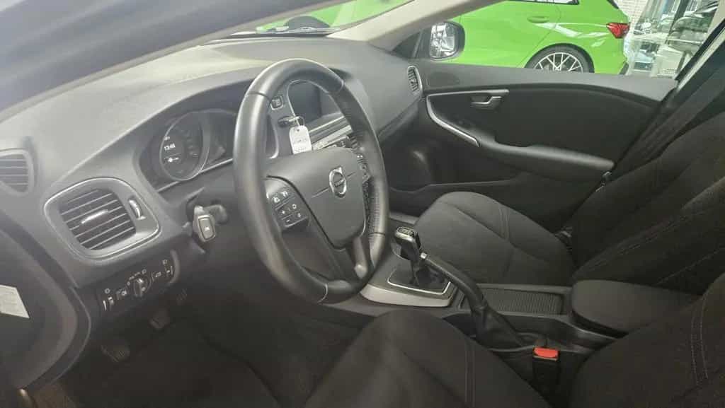 Volvo V40 Kinetic 1.Hand Navi Alu Allwetter 10/2017-photo-14
