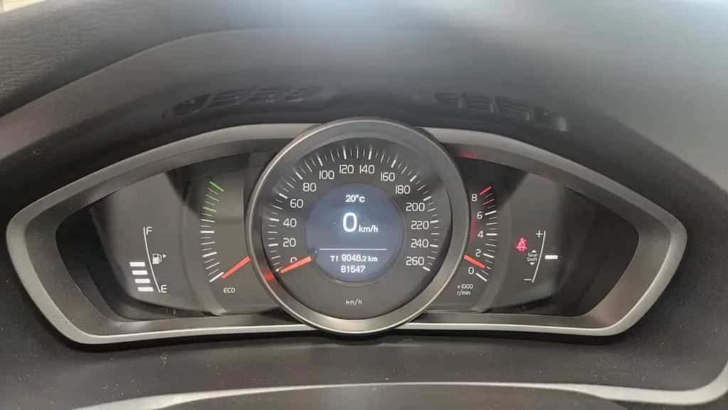 Volvo V40 Kinetic 1.Hand Navi Alu Allwetter 10/2017-photo-18