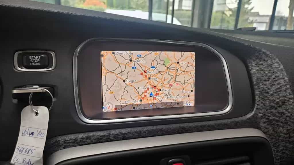 Volvo V40 Kinetic 1.Hand Navi Alu Allwetter 10/2017-photo-25