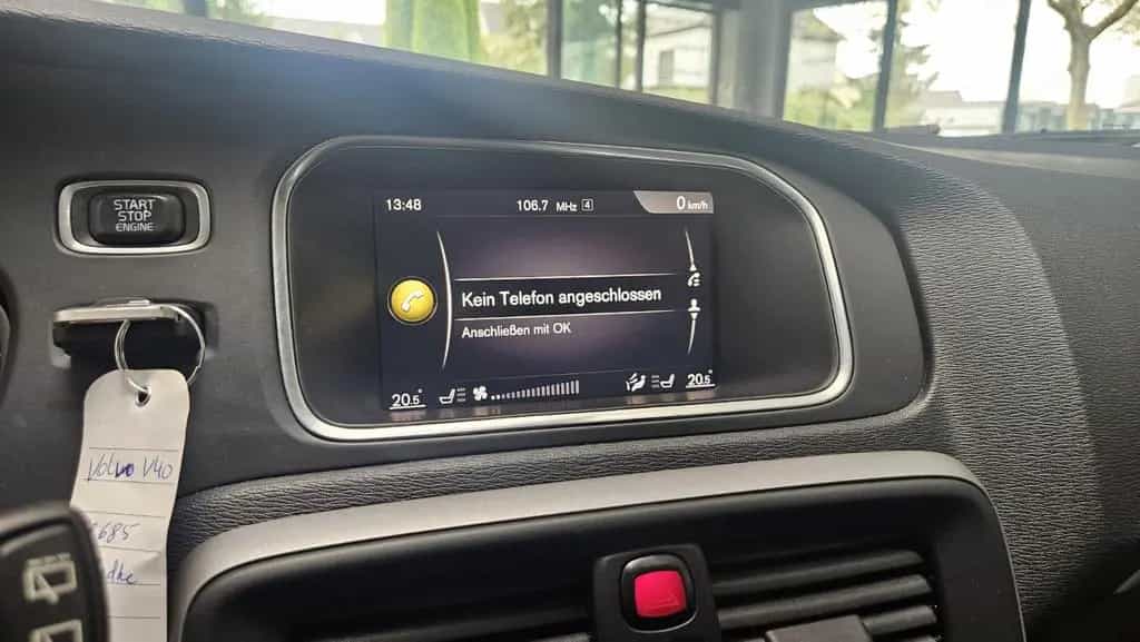 Volvo V40 Kinetic 1.Hand Navi Alu Allwetter 10/2017-photo-26