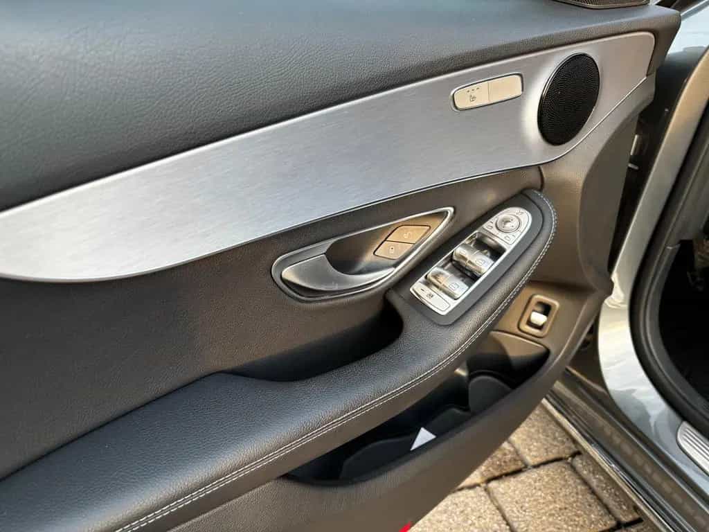 Mercedes-Benz C-Class 250 T CGI Avantgarde/LED/SHZ/AHK/Tem/Garantie 02/2017-photo-17