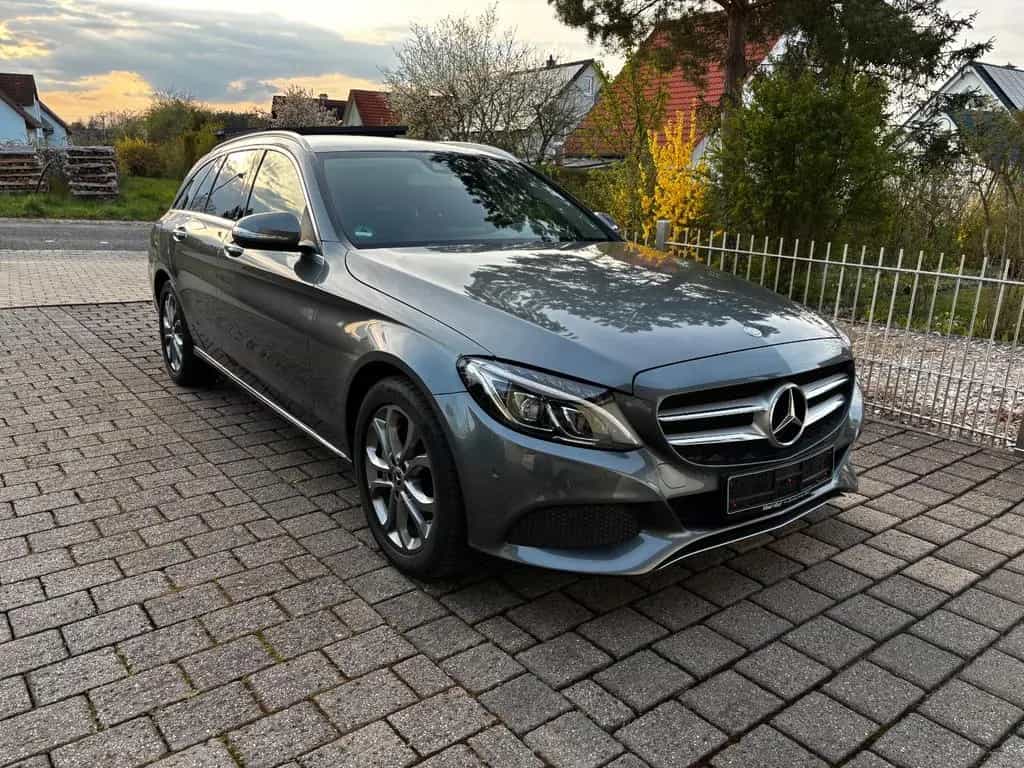 Mercedes-Benz C-Class 250 T CGI Avantgarde/LED/SHZ/AHK/Tem/Garantie 02/2017-photo-2