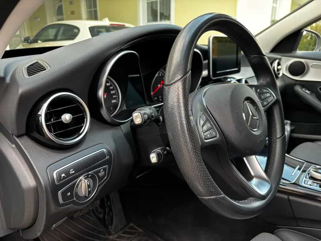Mercedes-Benz C-Class 250 T CGI Avantgarde/LED/SHZ/AHK/Tem/Garantie 02/2017-photo-22