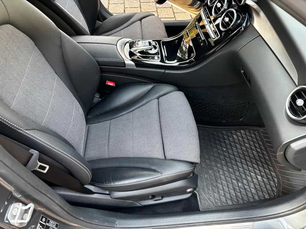 Mercedes-Benz C-Class 250 T CGI Avantgarde/LED/SHZ/AHK/Tem/Garantie 02/2017-photo-27