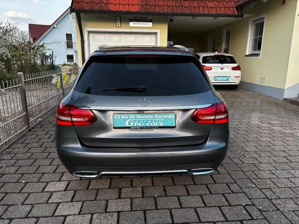 Mercedes-Benz C-Class 250 T CGI Avantgarde/LED/SHZ/AHK/Tem/Garantie 02/2017-photo-5