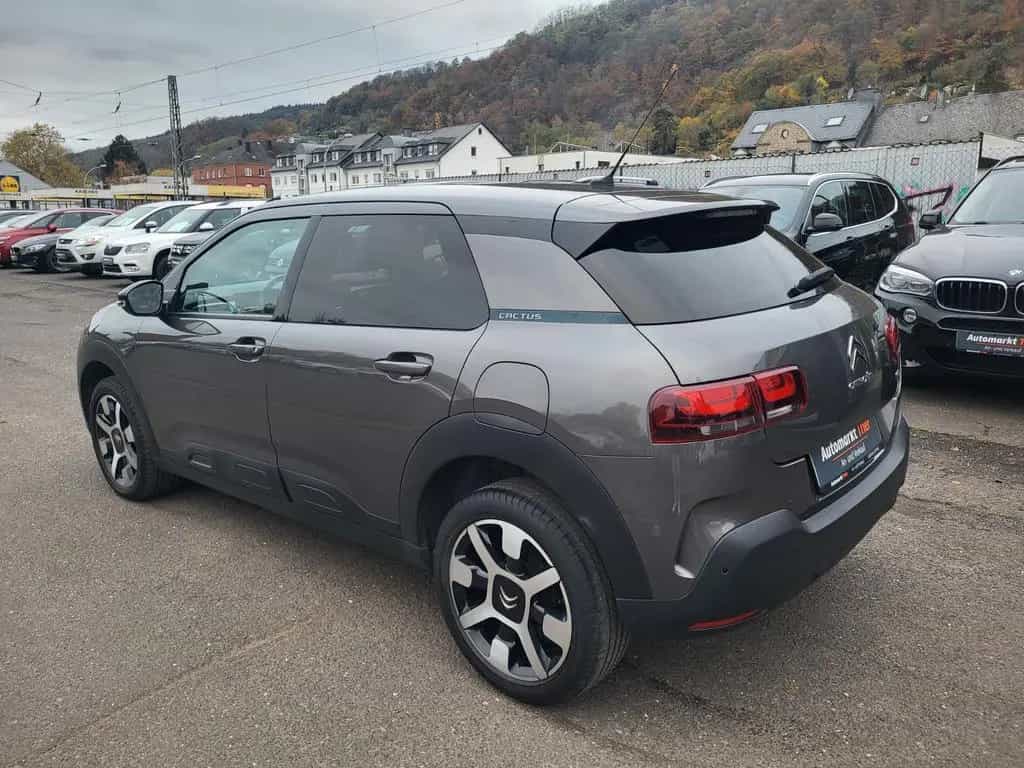 Citroën C4 Cactus Top Zustand! NUR 67685 Km! Export! 07/2020-photo-2