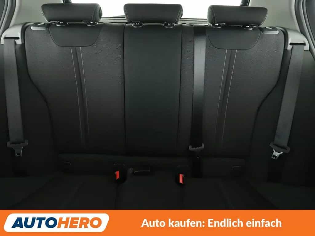 BMW 1 Series 118i Sport Line Aut.*NAVI*TEMPO*LED*PDC*SHZ* 01/2016-photo-15