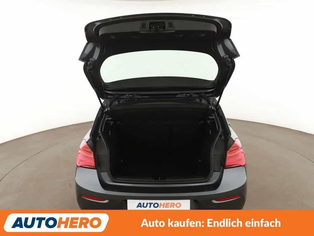 BMW 1 Series 118i Sport Line Aut.*NAVI*TEMPO*LED*PDC*SHZ* 01/2016-photo-16