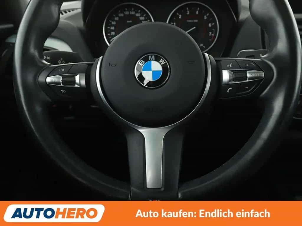 BMW 1 Series 118i Sport Line Aut.*NAVI*TEMPO*LED*PDC*SHZ* 01/2016-photo-18