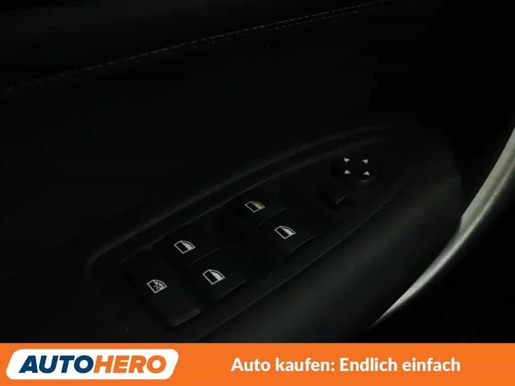 BMW 1 Series 118i Sport Line Aut.*NAVI*TEMPO*LED*PDC*SHZ* 01/2016-photo-26