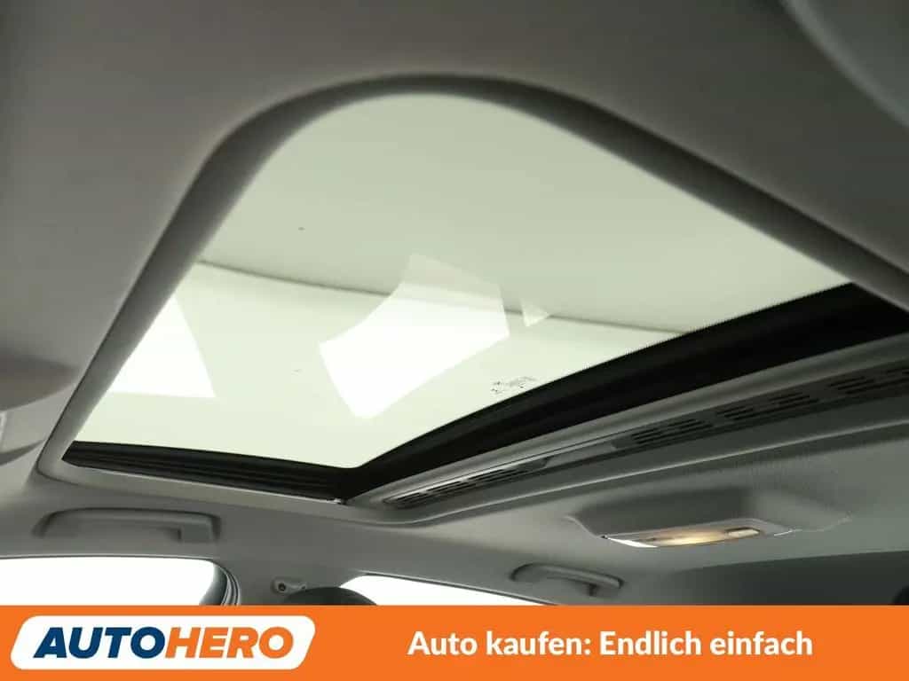 BMW 1 Series 118i Sport Line Aut.*NAVI*TEMPO*LED*PDC*SHZ* 01/2016-photo-27