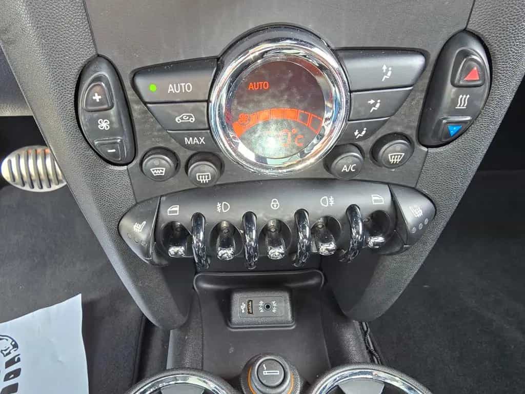 MINI Cooper S 10/2013-photo-23