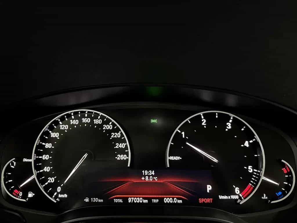 BMW 5 Series 520D TOURING *AUS 2 HAND*FINANZIERUNG MÖGLICH* 11/2019-photo-2