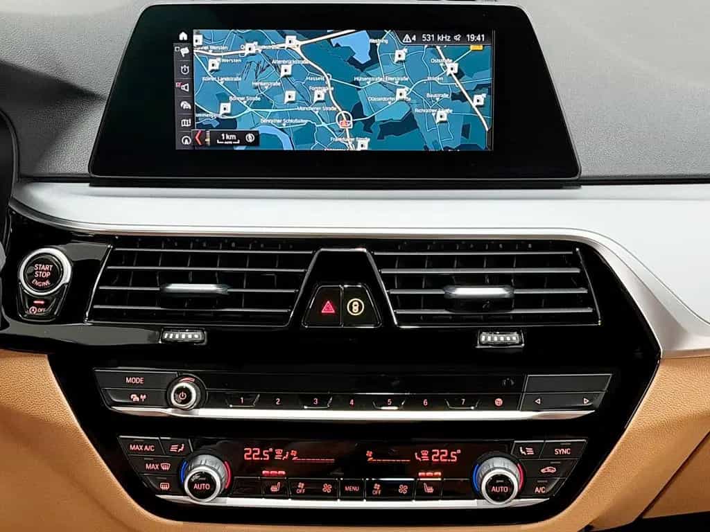BMW 5 Series 520D TOURING *AUS 2 HAND*FINANZIERUNG MÖGLICH* 11/2019-photo-8