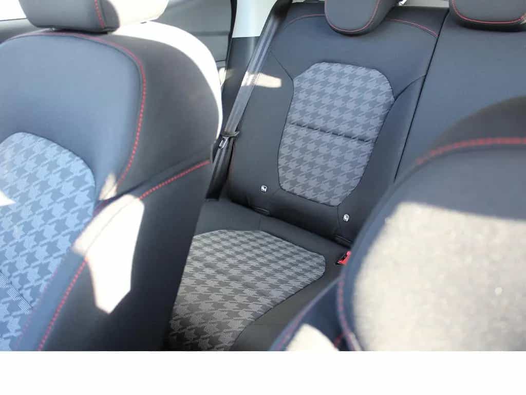 MG ZS EV 1.5L 5MT Com 11/2023-photo-17