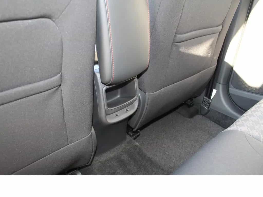 MG ZS EV 1.5L 5MT Com 11/2023-photo-19
