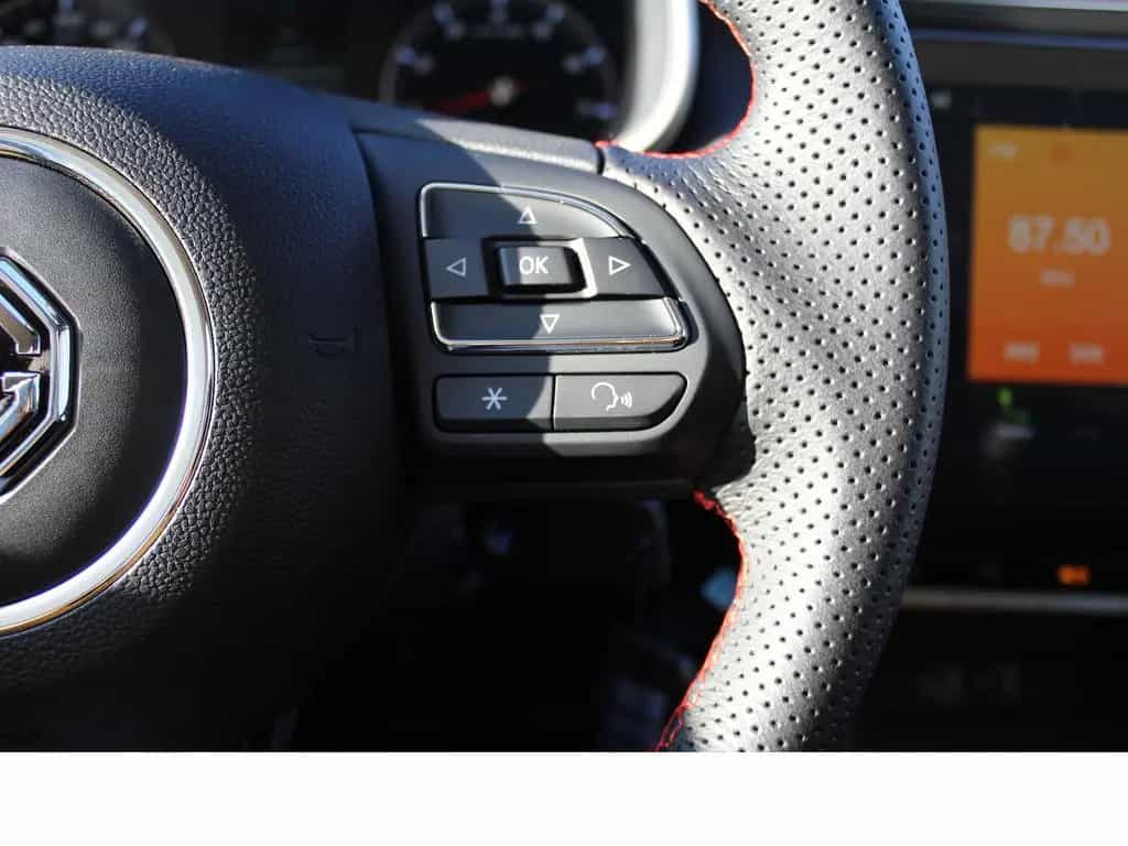 MG ZS EV 1.5L 5MT Com 11/2023-photo-21