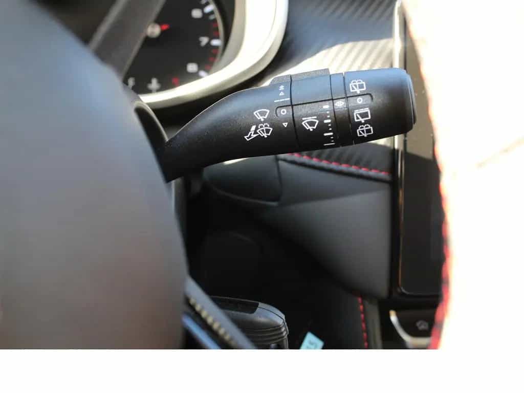 MG ZS EV 1.5L 5MT Com 11/2023-photo-23