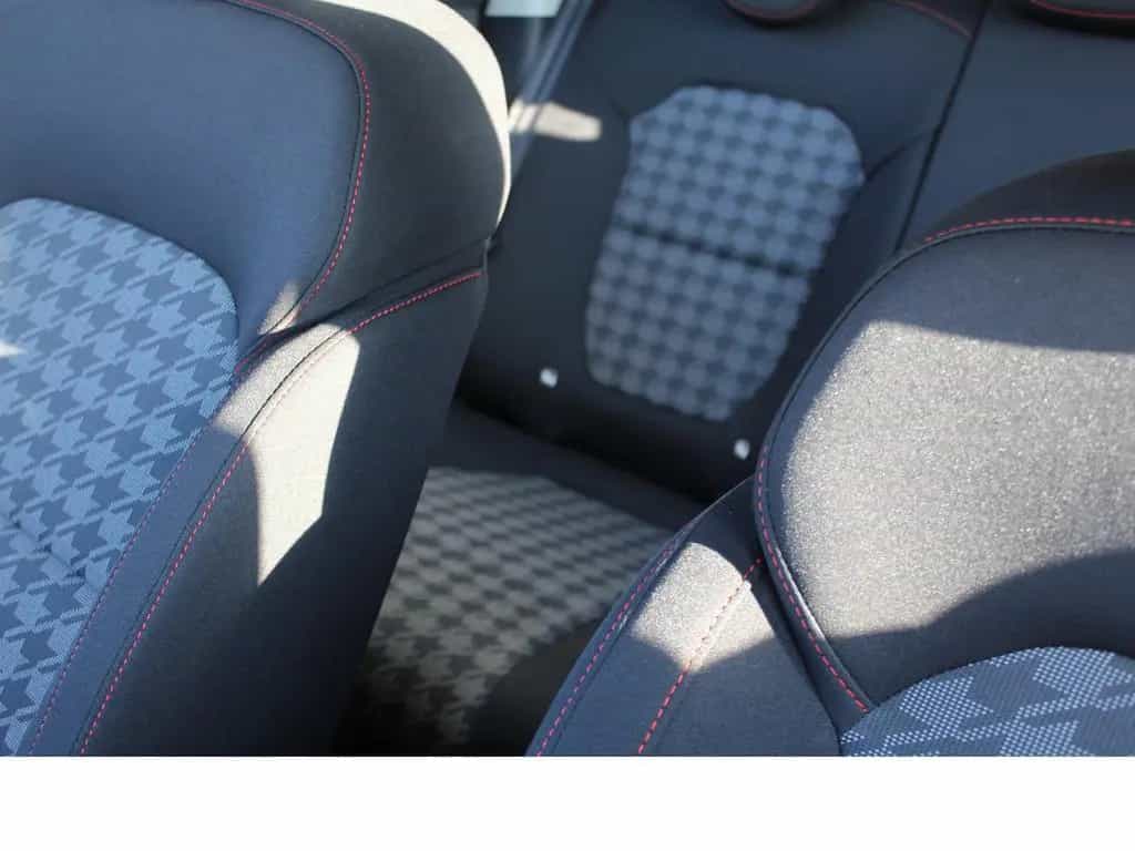 MG ZS EV 1.5L 5MT Com 11/2023-photo-25