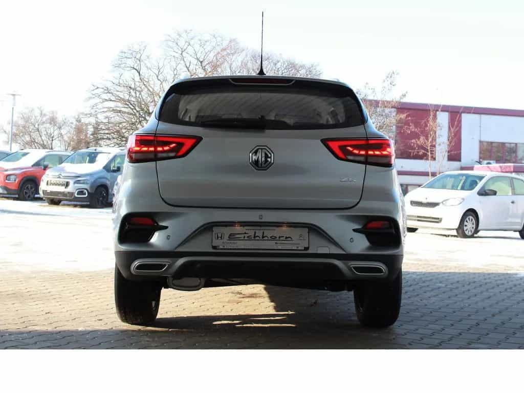 MG ZS EV 1.5L 5MT Com 11/2023-photo-26