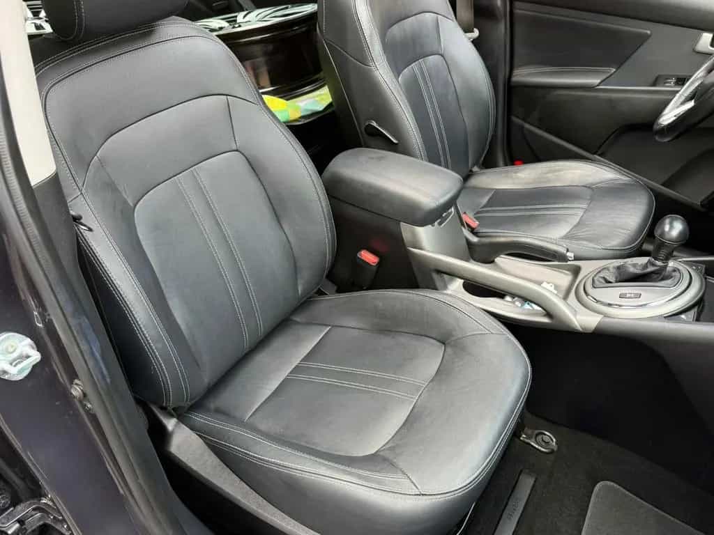 Kia Sportage 4WD AUTOMATIK+LEDER+PANO+KAMERA 02/2015-photo-17