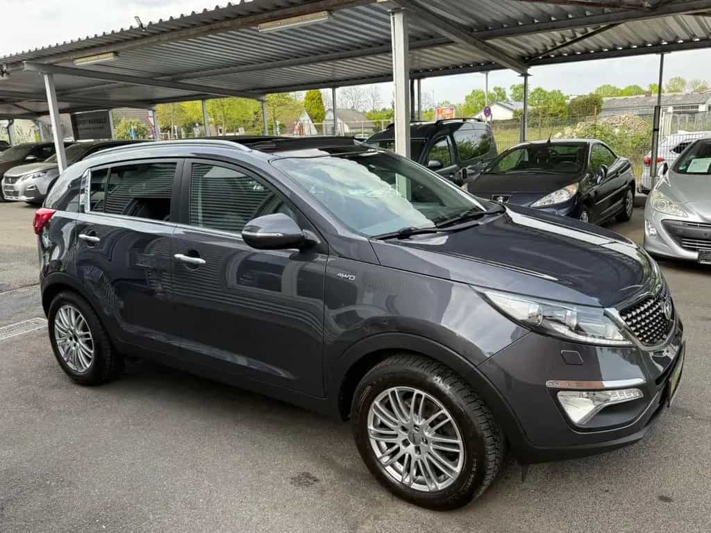 Kia Sportage 4WD AUTOMATIK+LEDER+PANO+KAMERA 02/2015-photo-8