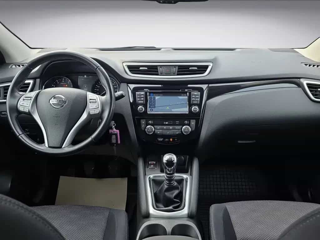 Nissan Qashqai 1.2 Acenta 01/2017-photo-10