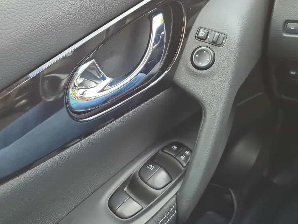 Nissan Qashqai 1.2 Acenta 01/2017-photo-24