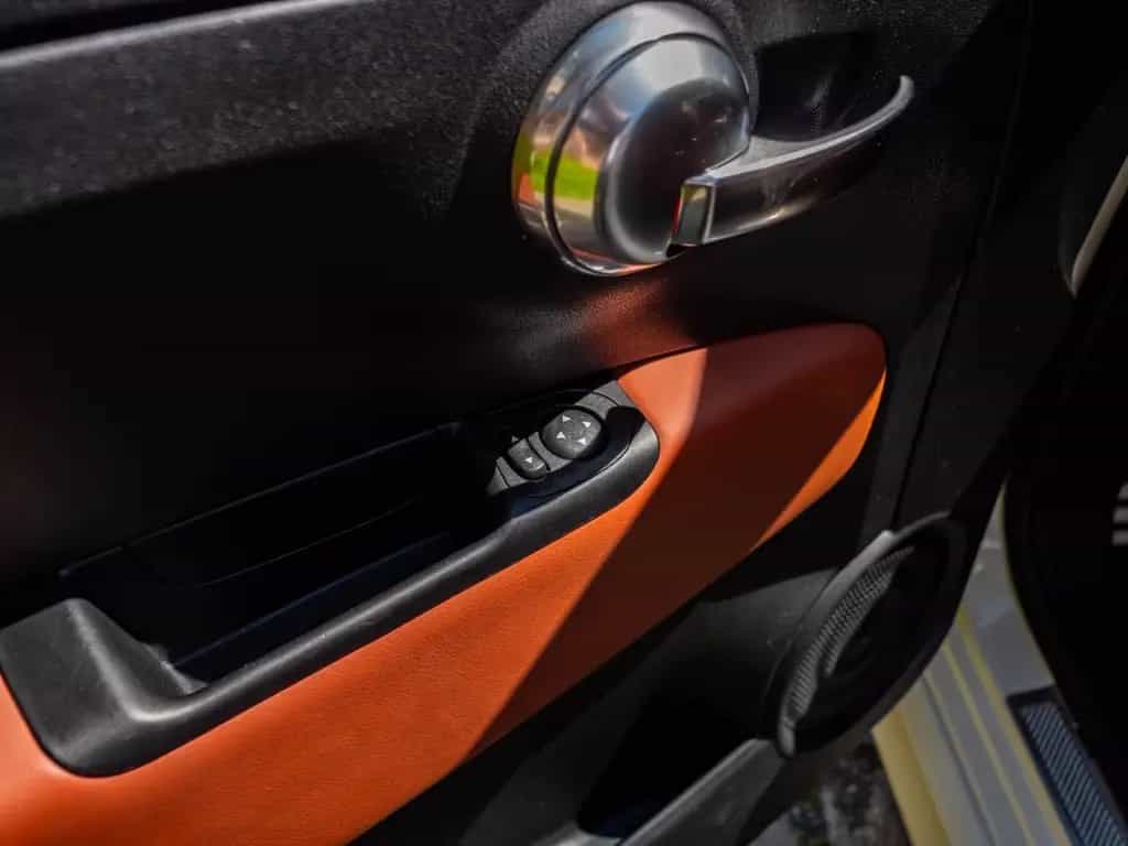 Abarth 595 Turismo LEDER BRAUN / Schalter !!! 12/2016-photo-19