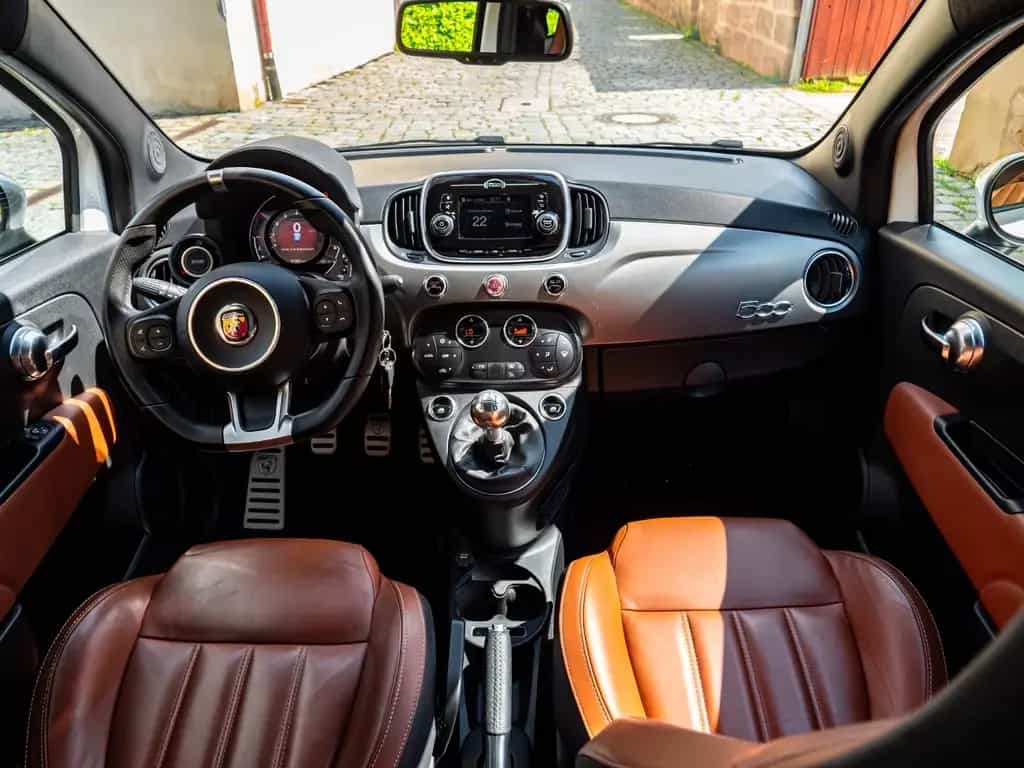 Abarth 595 Turismo LEDER BRAUN / Schalter !!! 12/2016-photo-27